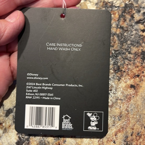 3/$10 NEW MICKEY MOUSE REUSABLE ICE CUBES - Picture 4 of 4